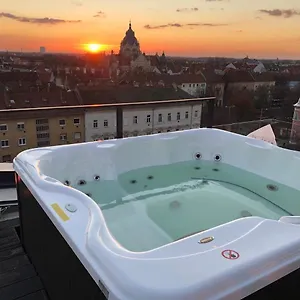 hotellátogatás