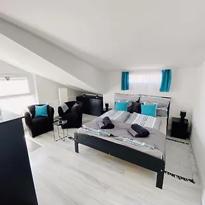 hotellátogatás